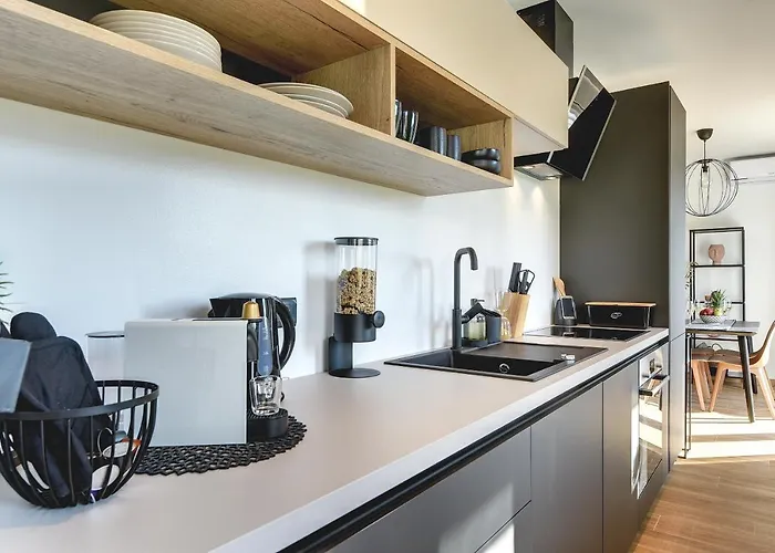 Giardini Penthouse דירה *